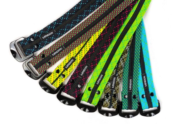 Tendon pásek z opletu